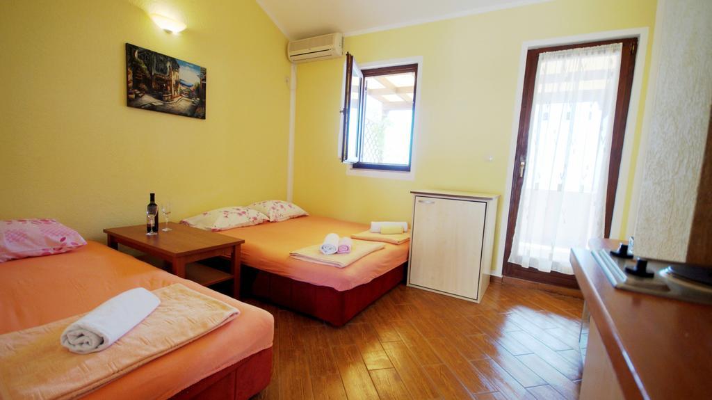 Apartmani Zona Sveti Stefan Zewnętrze zdjęcie