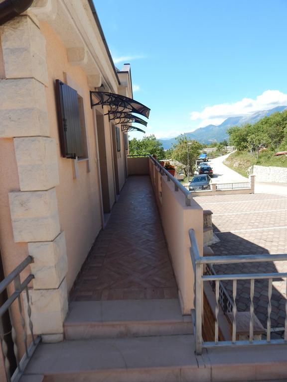 Apartmani Zona Sveti Stefan Zewnętrze zdjęcie